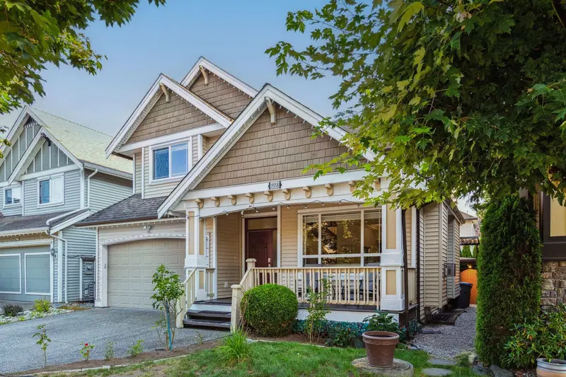 19358 73B AVENUE - photo 2 of 25