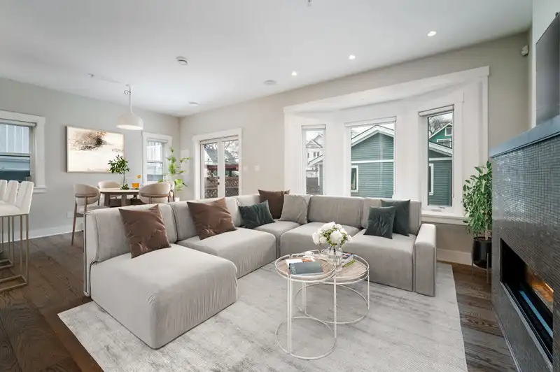 1805 E 7TH AVENUE - photo 1 of 40
