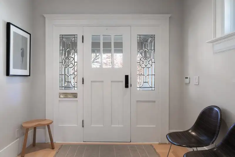 1970 MCNICOLL AVENUE - photo 3 of 25