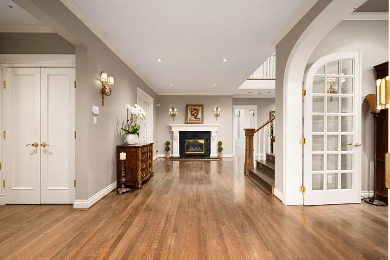 1638 MARPOLE AVENUE - photo 2 of 25