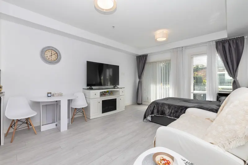 106 2356 WELCHER AVENUE - photo 4 of 13