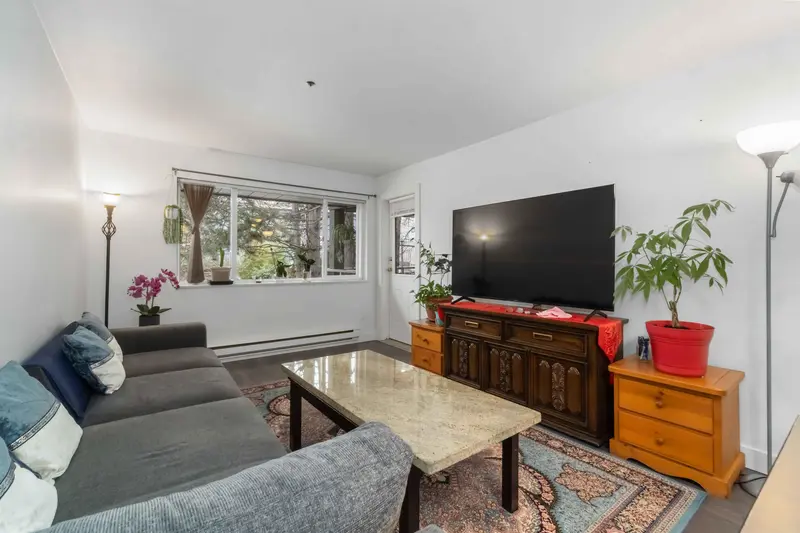 502 1310 CARIBOO STREET - photo 2 of 25