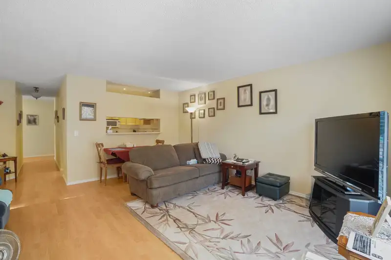 105 7580 MINORU BOULEVARD - photo 2 of 19