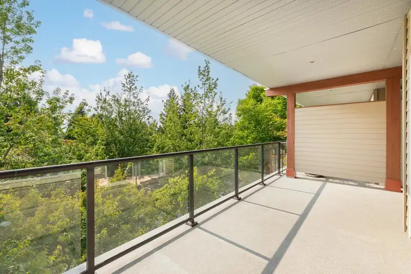 320 6328 LARKIN DRIVE - photo 3 of 21