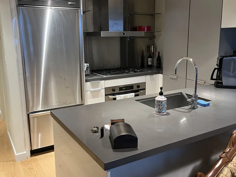 1016 788 RICHARDS STREET - photo 2 of 20