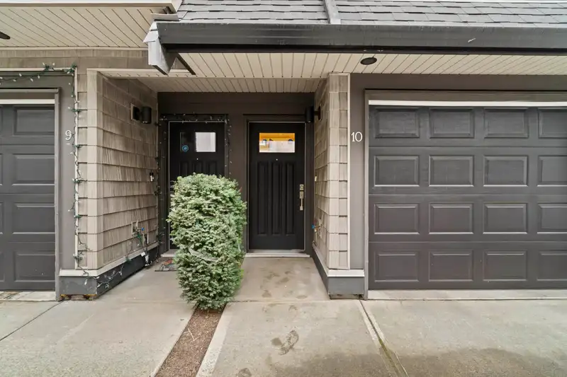 10 15192 62A AVENUE - photo 3 of 26