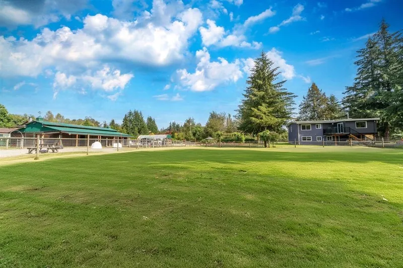 10069 276 STREET - photo 4 of 25