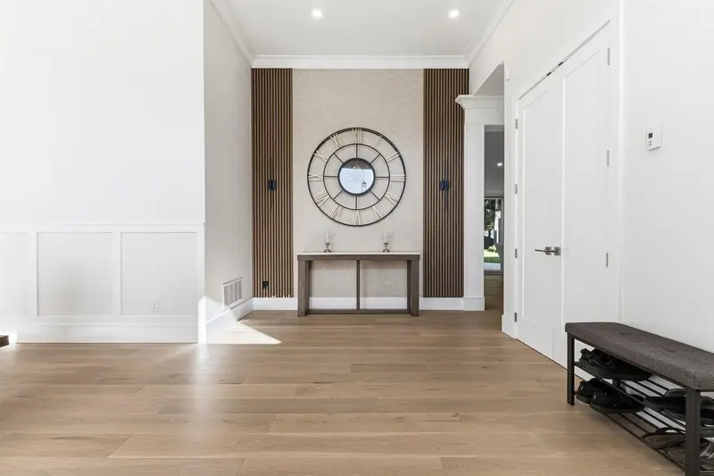 6460 MCKENZIE DRIVE - photo 4 of 25