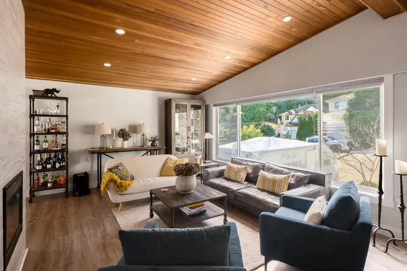 3642 SYKES ROAD - photo 4 of 33
