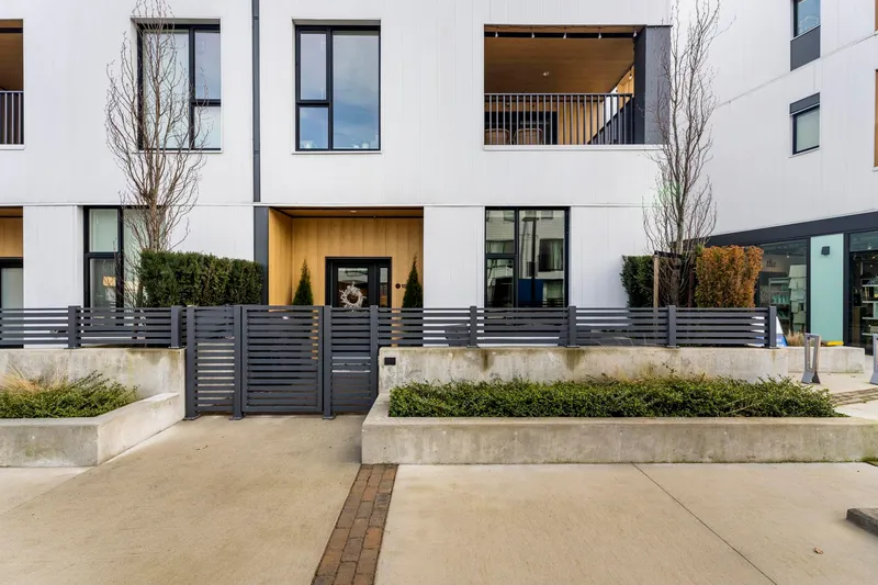 108 251 BOUNDARY BAY ROAD - photo 3 of 25