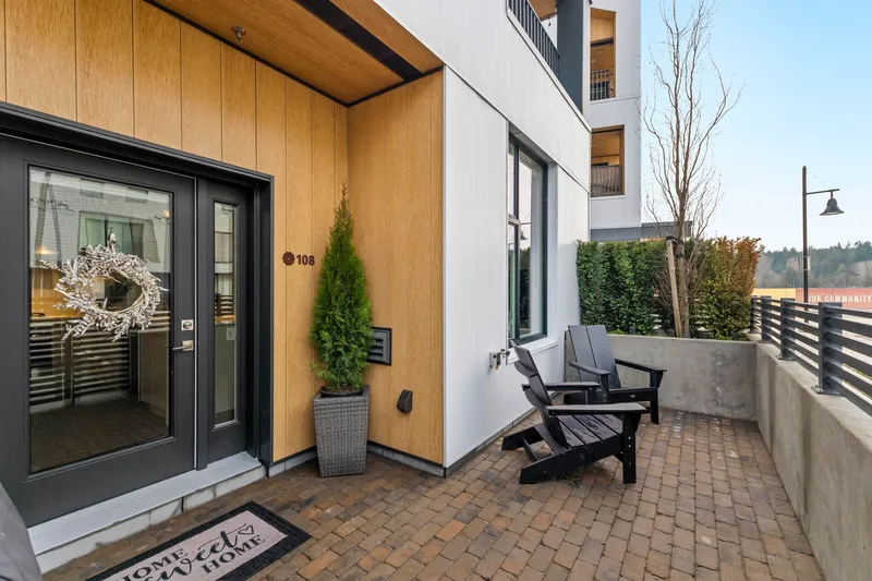 108 251 BOUNDARY BAY ROAD - photo 4 of 25