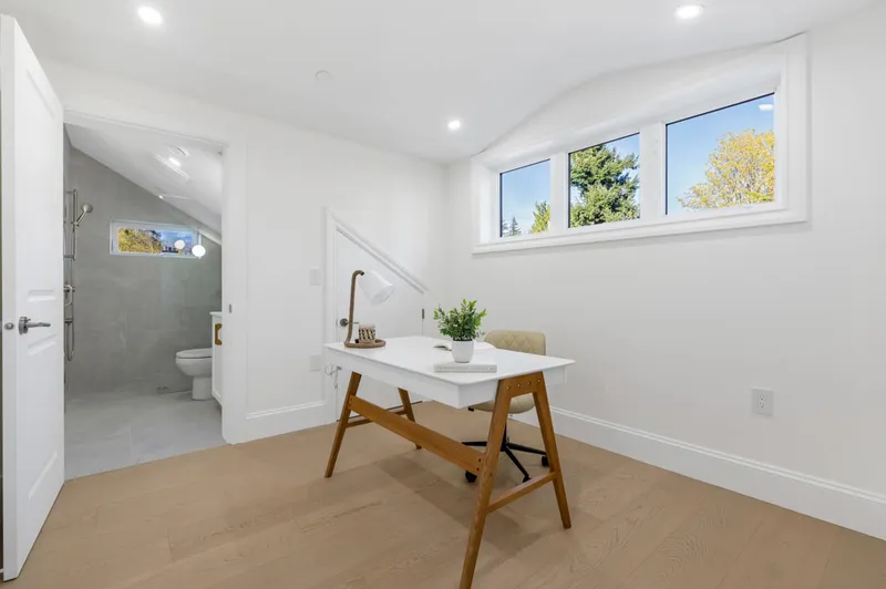 4005 W 35TH AVENUE - photo 4 of 7