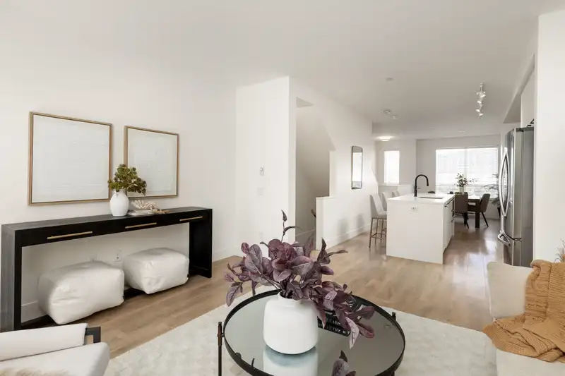 38001 HELM WAY - photo 3 of 20