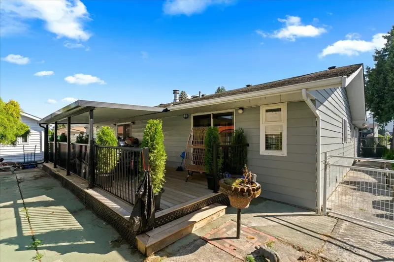 6279 SILVERTHORNE ROAD - photo 2 of 22