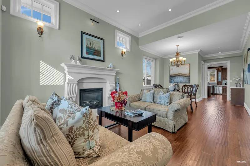 3317 BENTINCK PLACE - photo 4 of 25