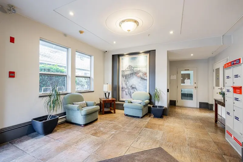 106 12911 RAILWAY AVENUE - photo 4 of 25