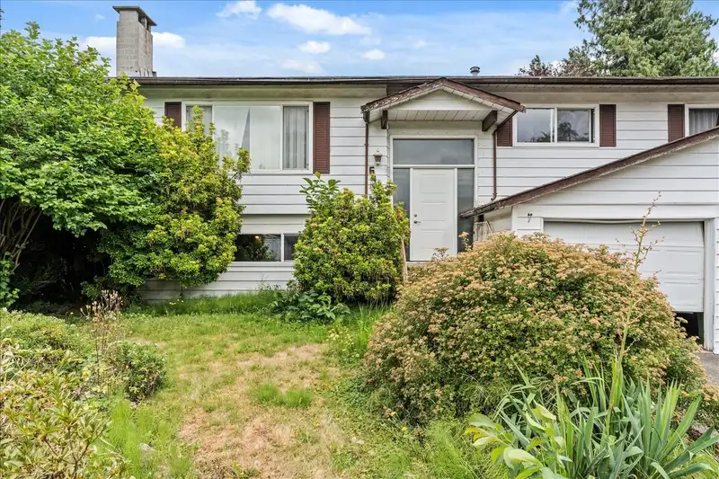 6466 TRENT STREET - photo 1 of 32