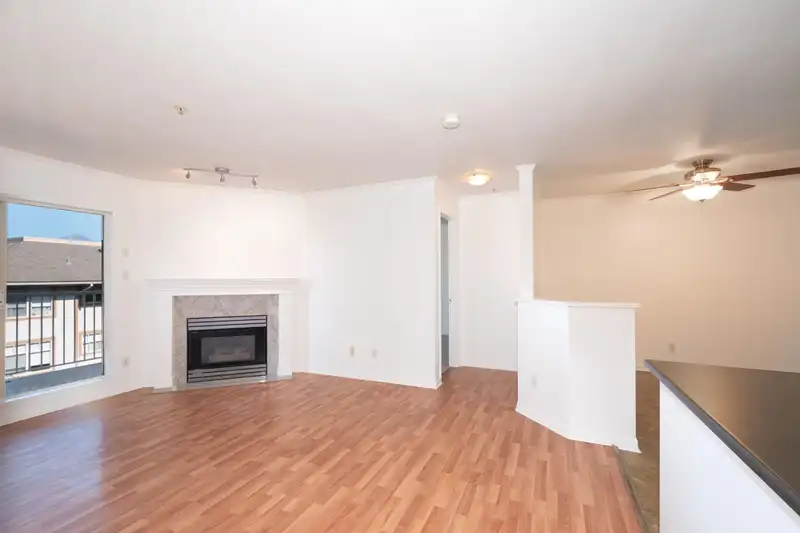 403 12206 224 STREET - photo 2 of 32