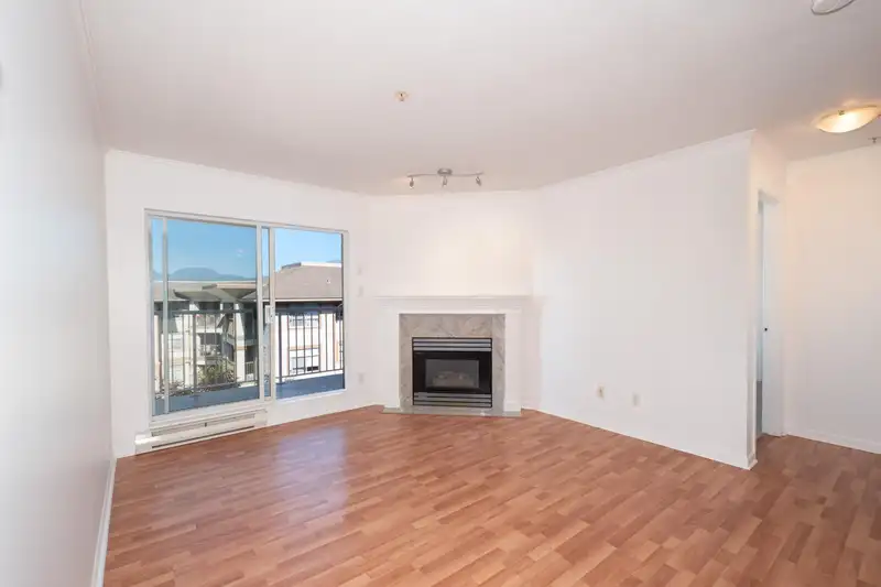403 12206 224 STREET - photo 3 of 32