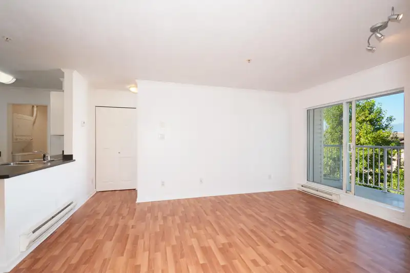 403 12206 224 STREET - photo 4 of 32