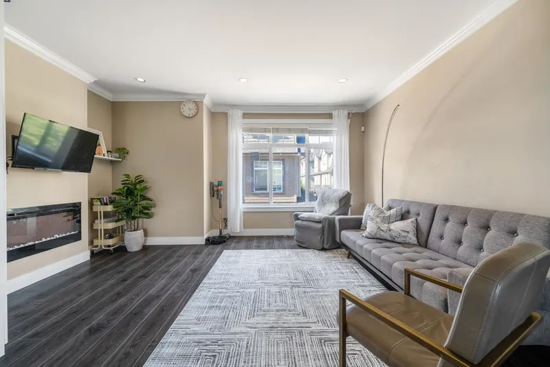 11 9733 BLUNDELL ROAD - photo 4 of 23