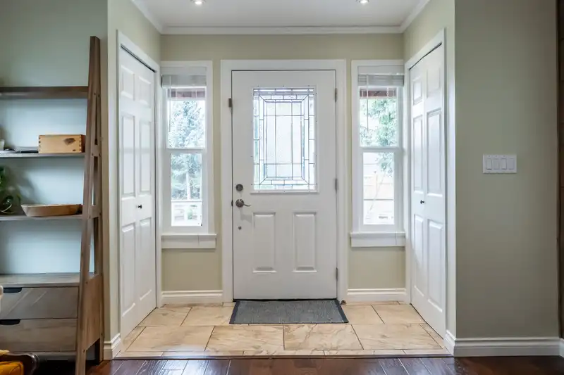 21565 94A AVENUE - photo 2 of 40
