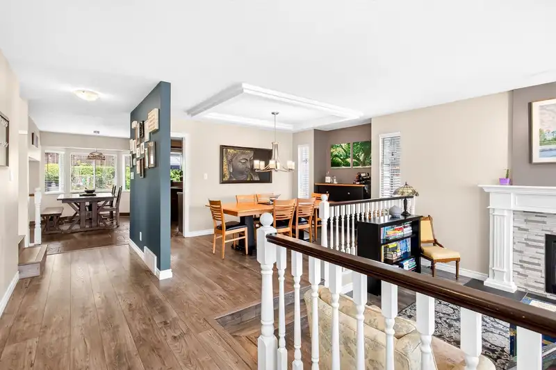 2383 COLONIAL DRIVE - photo 3 of 39