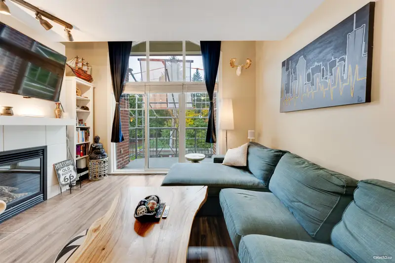 403 3250 ST JOHNS STREET - photo 1 of 19