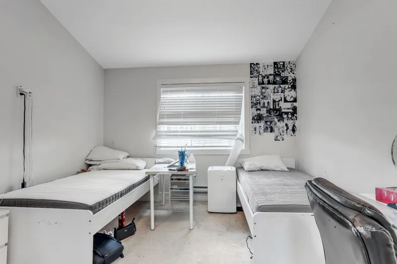 114 13898 64 AVENUE - photo 2 of 19