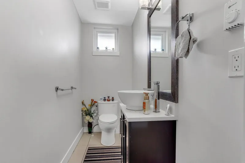 114 13898 64 AVENUE - photo 4 of 19