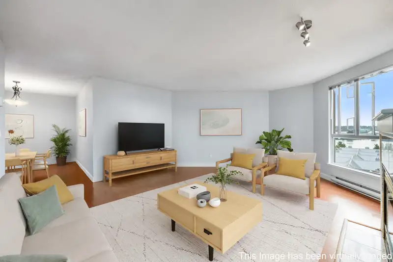 1104 1185 QUAYSIDE DRIVE - photo 3 of 39
