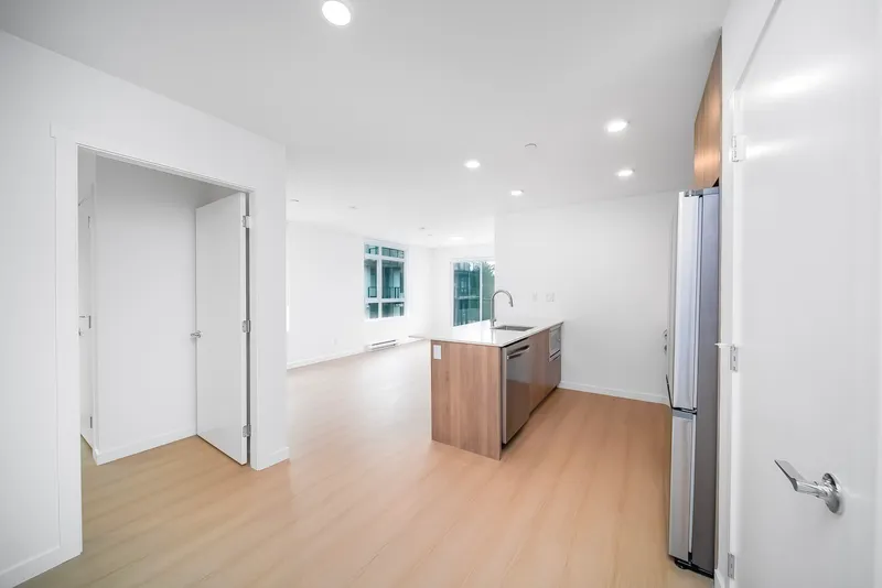 520 13968 LAUREL DRIVE - photo 4 of 25