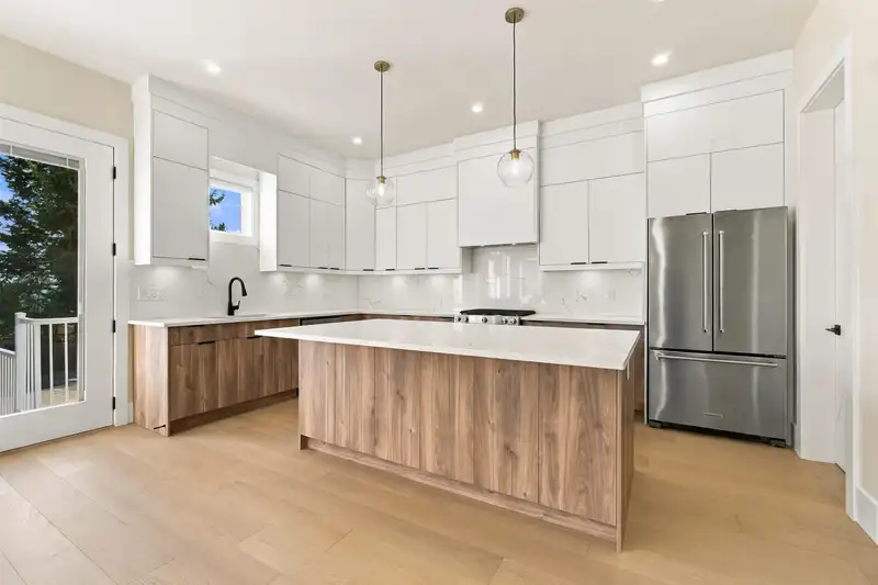 104 1026 STEWART AVENUE - photo 2 of 28