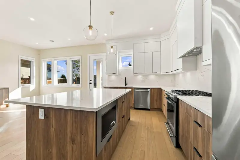 104 1026 STEWART AVENUE - photo 4 of 28