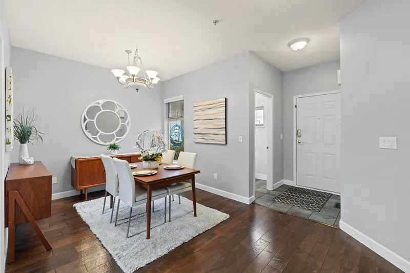 133 20820 87 AVENUE - photo 2 of 25