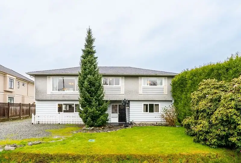 8651 KILGOUR PLACE - photo 1 of 39
