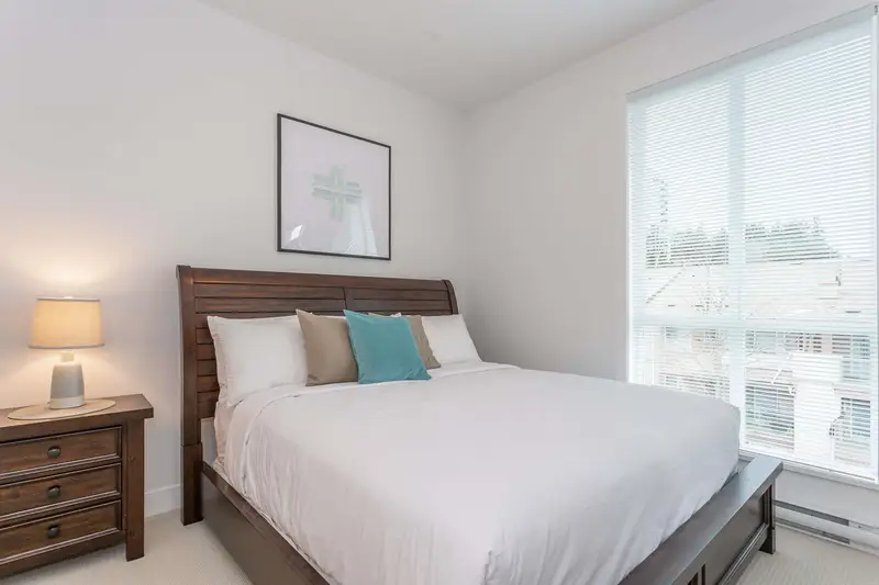 408 14968 101A AVENUE - photo 4 of 20