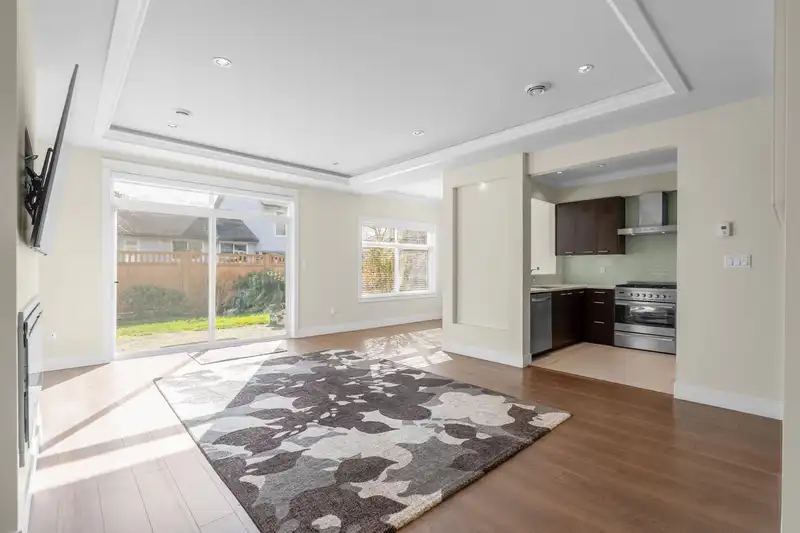 7 5180 BLUNDELL ROAD - photo 2 of 29