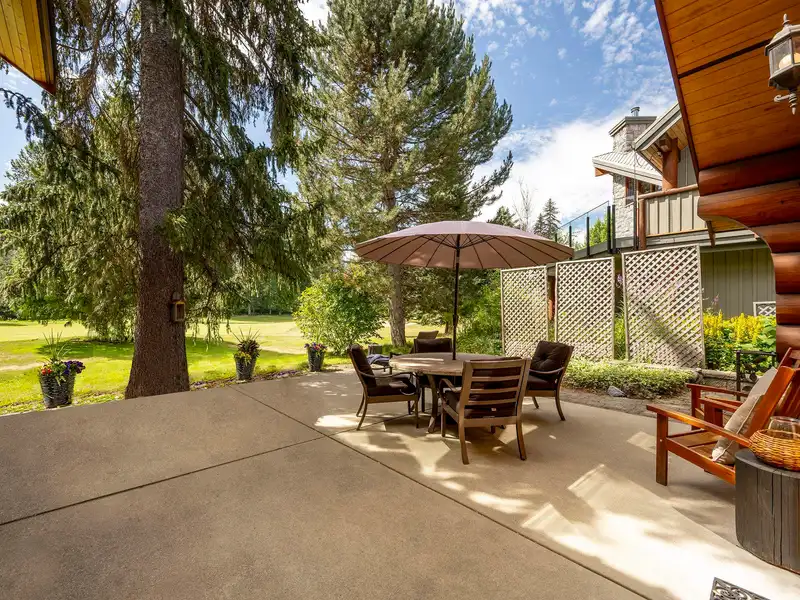 8164 MUIRFIELD CRESCENT - photo 4 of 35