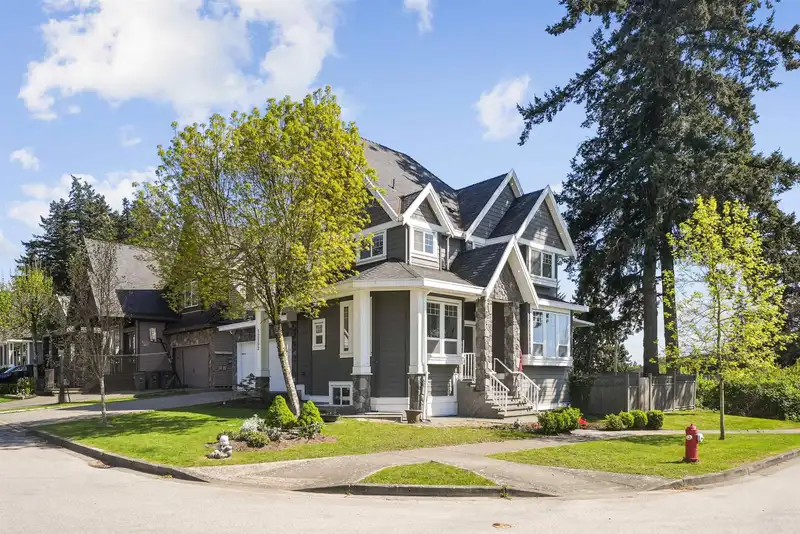 12502 58A AVENUE - photo 1 of 40