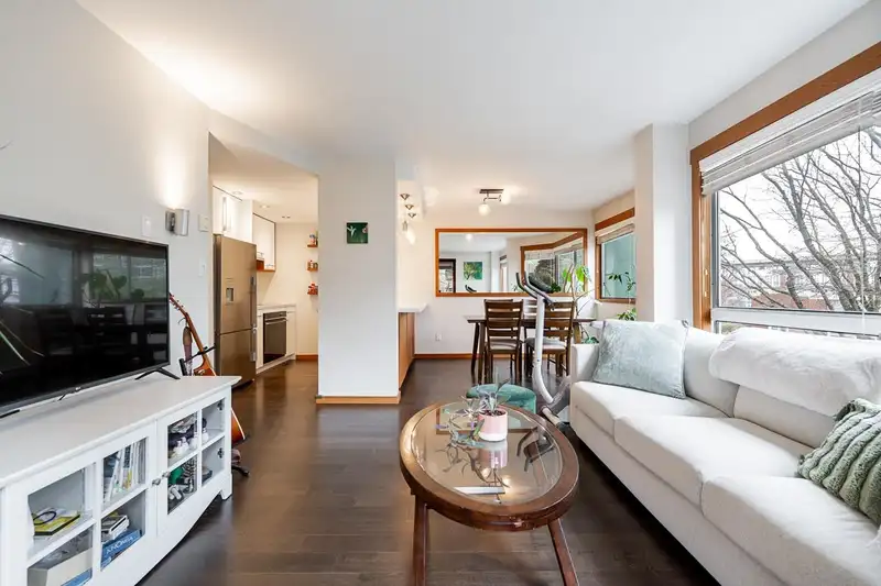 301 1510 W 1ST AVENUE - photo 1 of 34