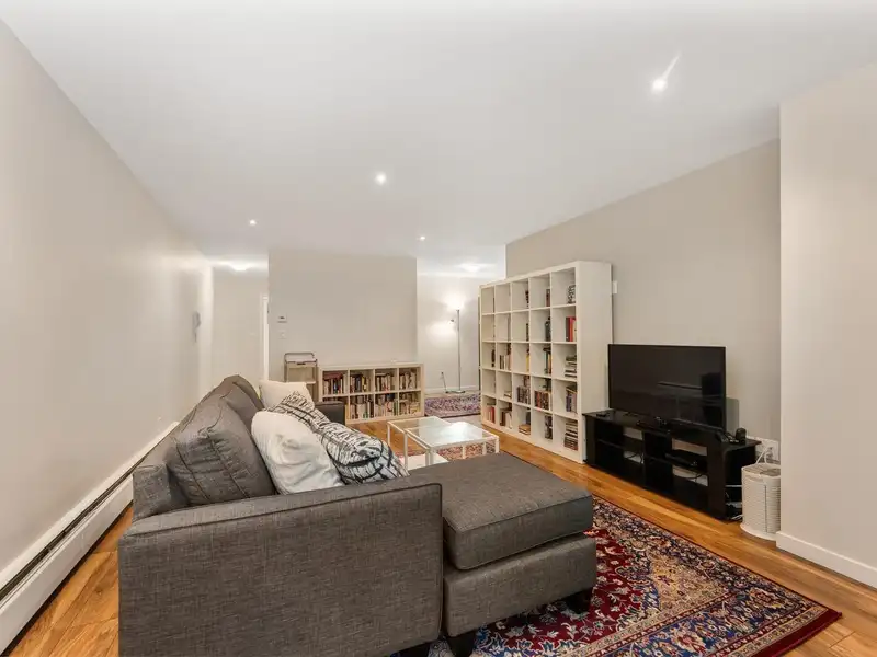 305 1611 E 3RD AVENUE - photo 2 of 21