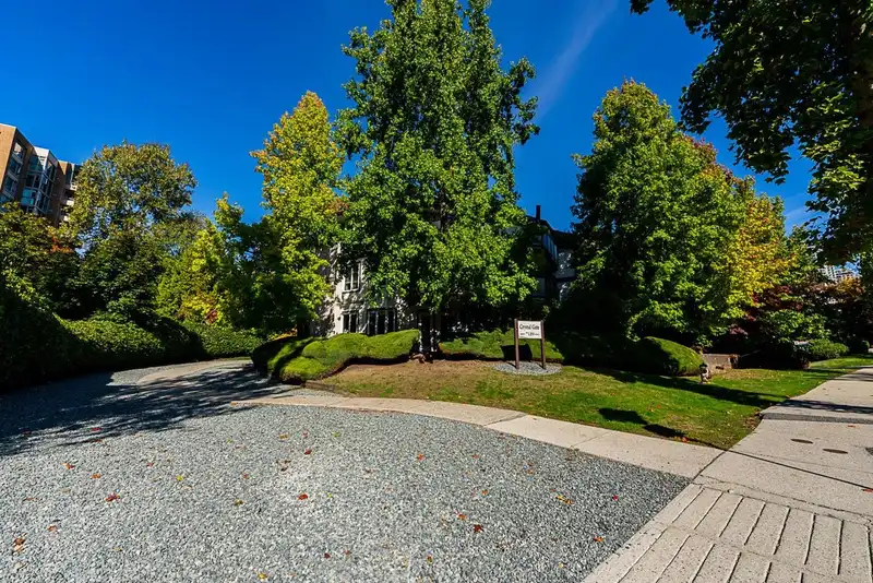 217 7139 18TH AVENUE - photo 1 of 37