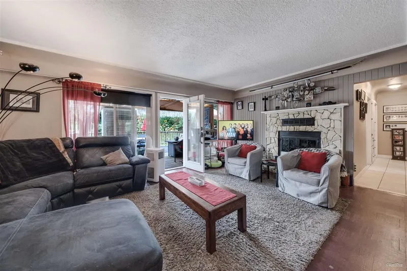 2303 MCKENZIE ROAD - photo 1 of 11