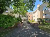 101 5565 BARKER AVENUE - thumbnail 1