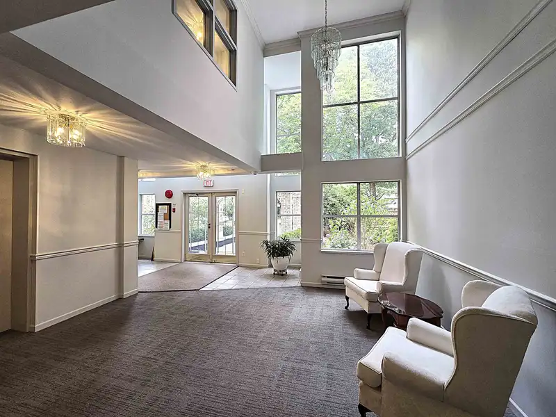 101 5565 BARKER AVENUE - photo 2 of 19