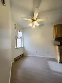 101 5565 BARKER AVENUE - thumbnail 7