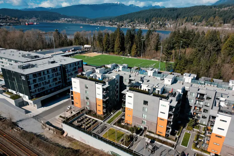 308 3131 MURRAY STREET - photo 2 of 16