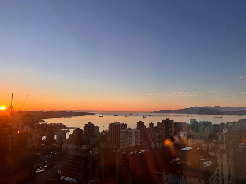 3704 938 NELSON STREET - photo 1 of 25