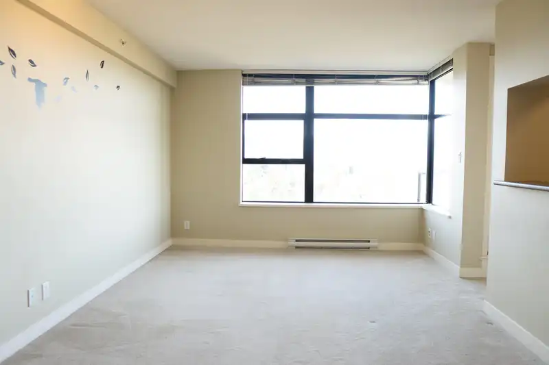 1609 5380 OBEN STREET - photo 4 of 16